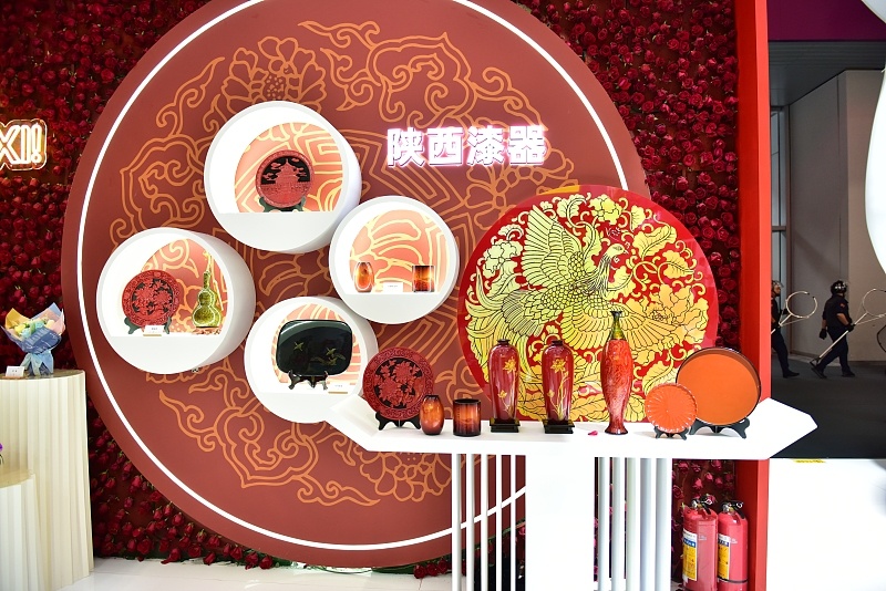 中国经济信心说丨文博会上新!折射文化与产业的“双向奔赴”(图3) 中国经济信心说丨文博会上新!折射文化与产业的“双向奔赴”(图3)