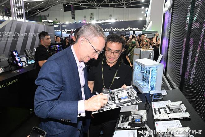 一新品看花眼COMPUTEX 2024微星展台探秘(图5)