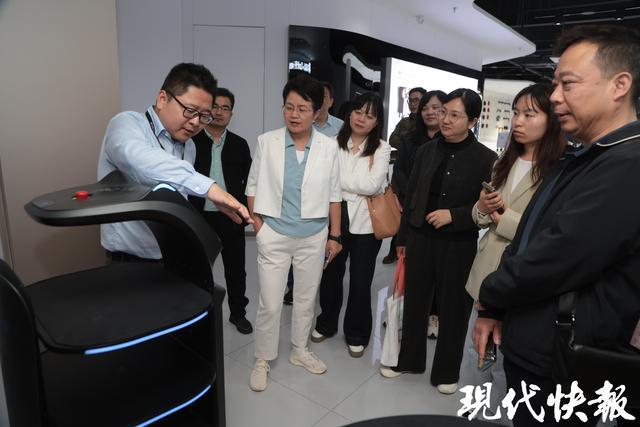 2025年全国重点媒体盐城行“智”造未来盐城这家机器人企业领跑全球